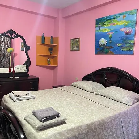 Tranquil Urban Space Apartamento Tirana